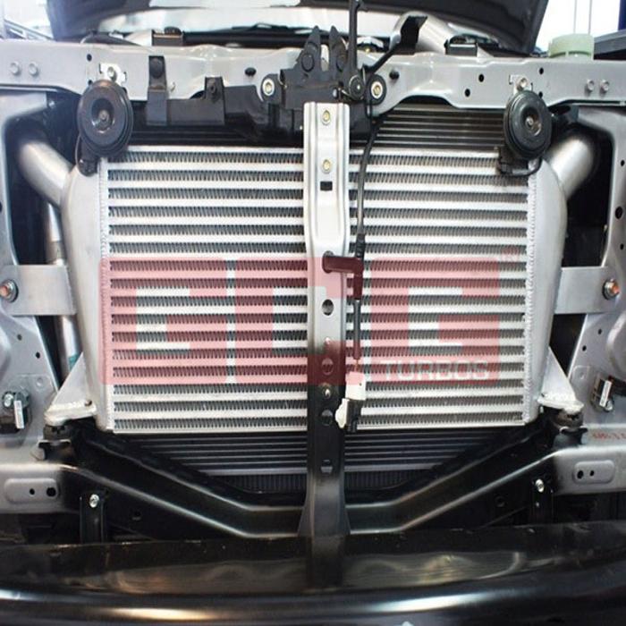 Intercooler Kit Isuzu DMax / MUX 3.0L 20122016 (Front Mount) GCG